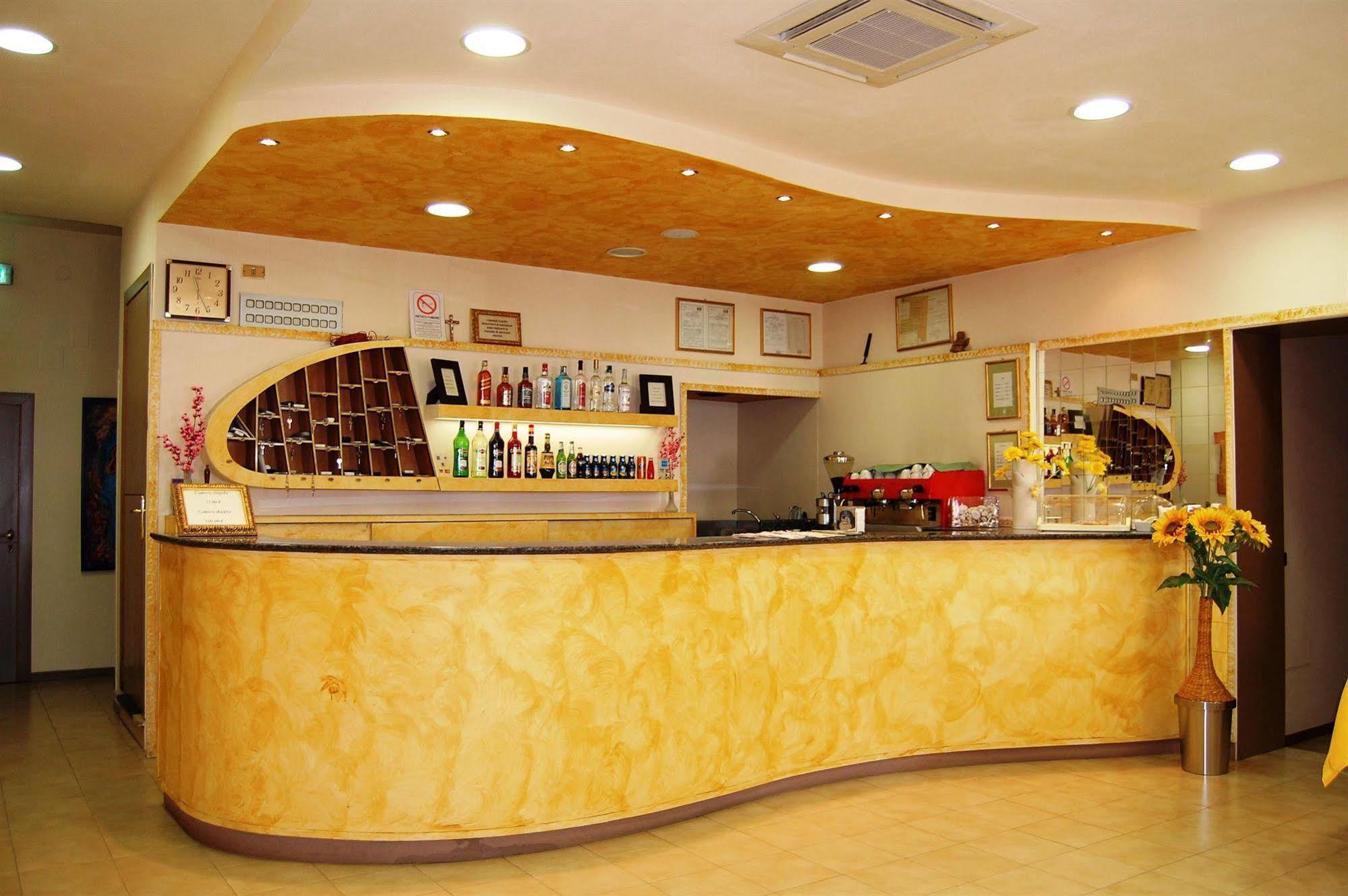 קמפי ביסנציו Hotel Centro מראה חיצוני תמונה